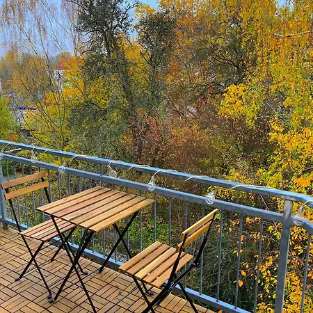 Ruhig Und Zentral Mit Balkon